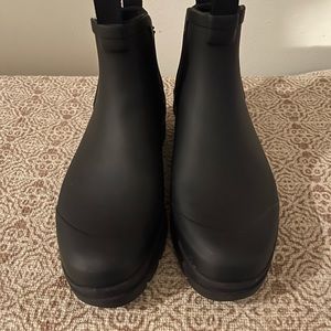 Everlane Chelsea Rain Boots